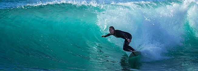 Surf: a caccia dell’onda perfetta