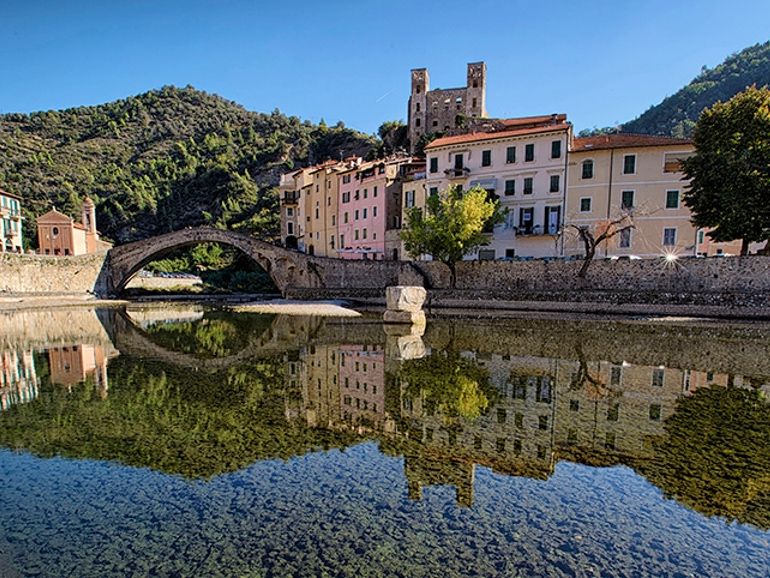 Bordighera town and Dolceacqua, in the footsteps of Monet