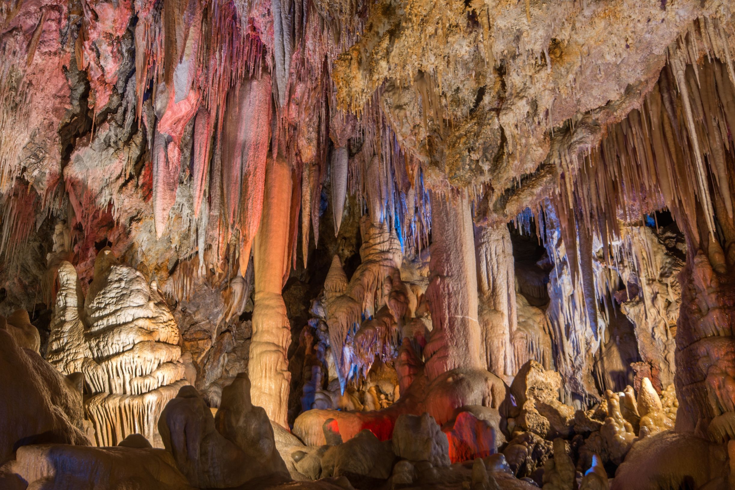 Visita Guidata alle Grotte di Borgio Verezzi