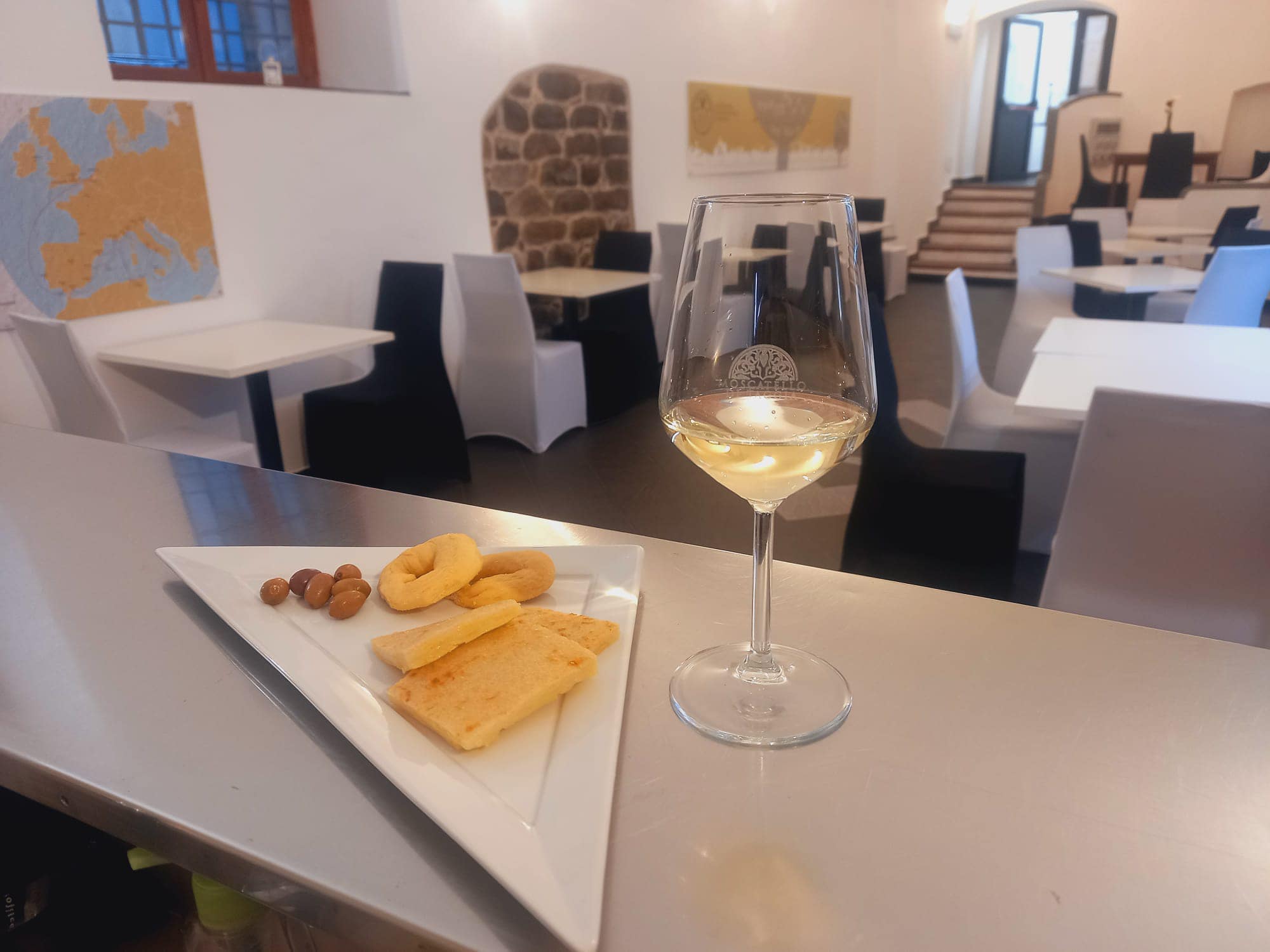 Tastings with food pairing / Enoturismo Terre del Moscatello