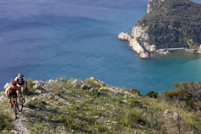 la-donna-roa-marenca-tra-piemonte-e-liguria-attraversando-le-alpi-liguri La Mia Liguria