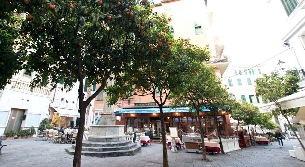 Piazza, bresca, Sanremo