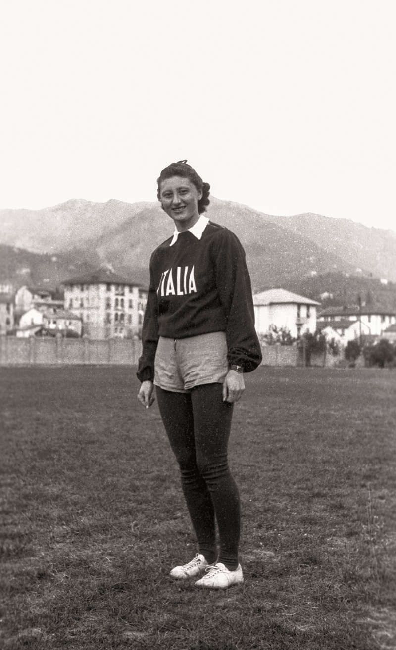 Aprile 1938Ondina Valla al campo di atletica leggera a Rapallo